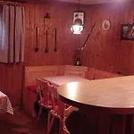 Haus Elli Апартаменты *